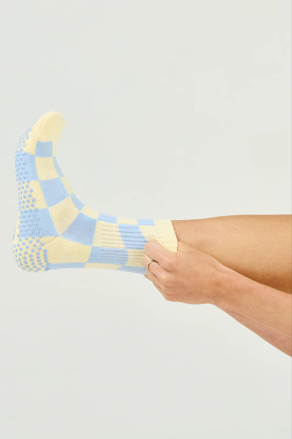 Checkered Crew Pilates Grip Sock - Lemon/Blue