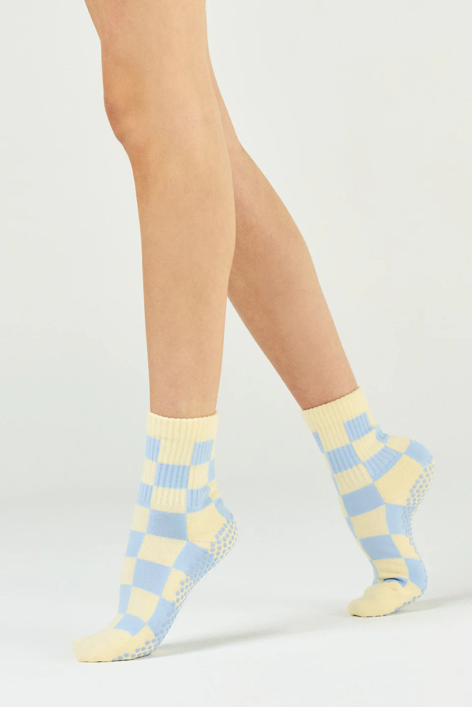 Checkered Crew Pilates Grip Sock - Lemon/Blue