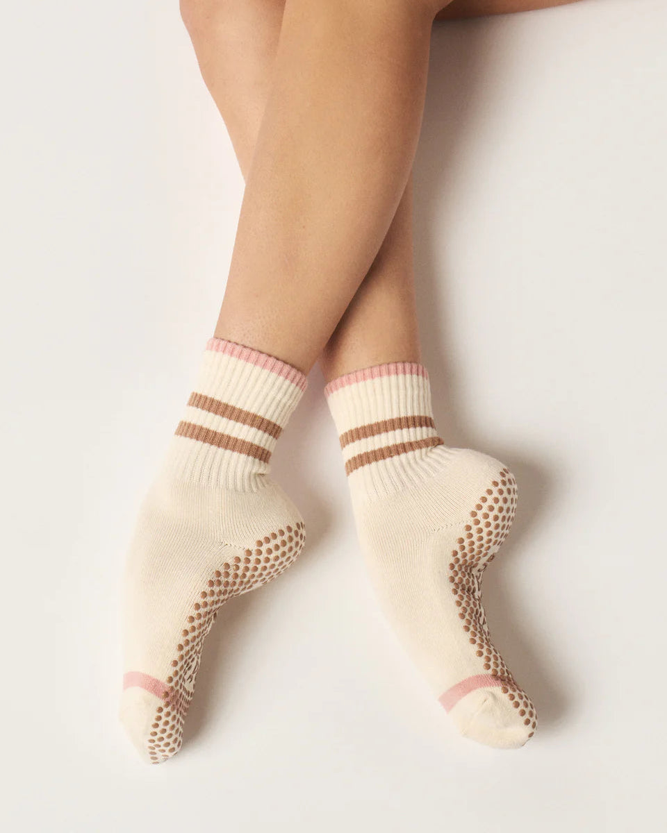 Multi Stripe Crew Pilates Grip Sock - Toffee/Pink