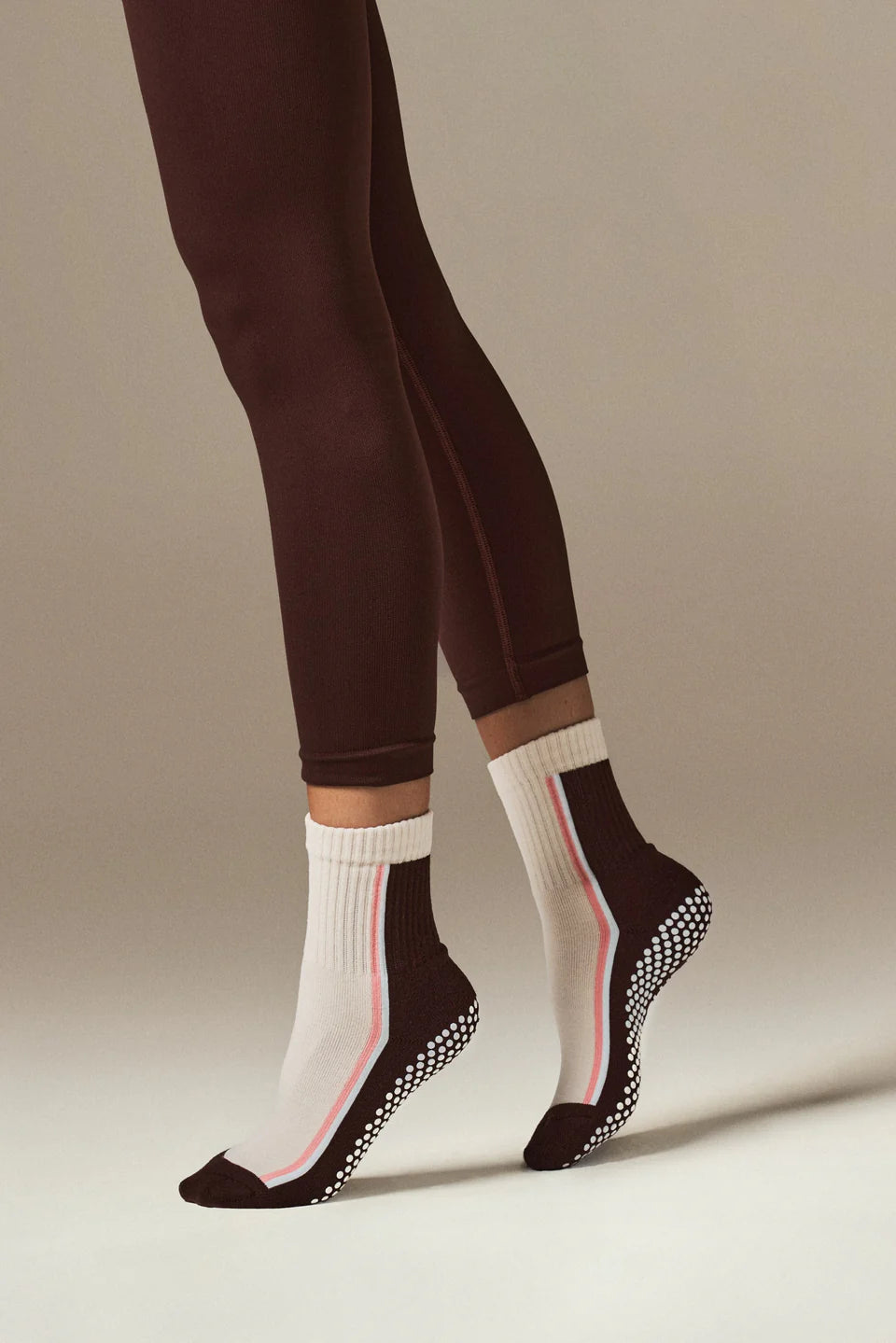 Double Stripe Crew Grip Sock - Chocolate Brown
