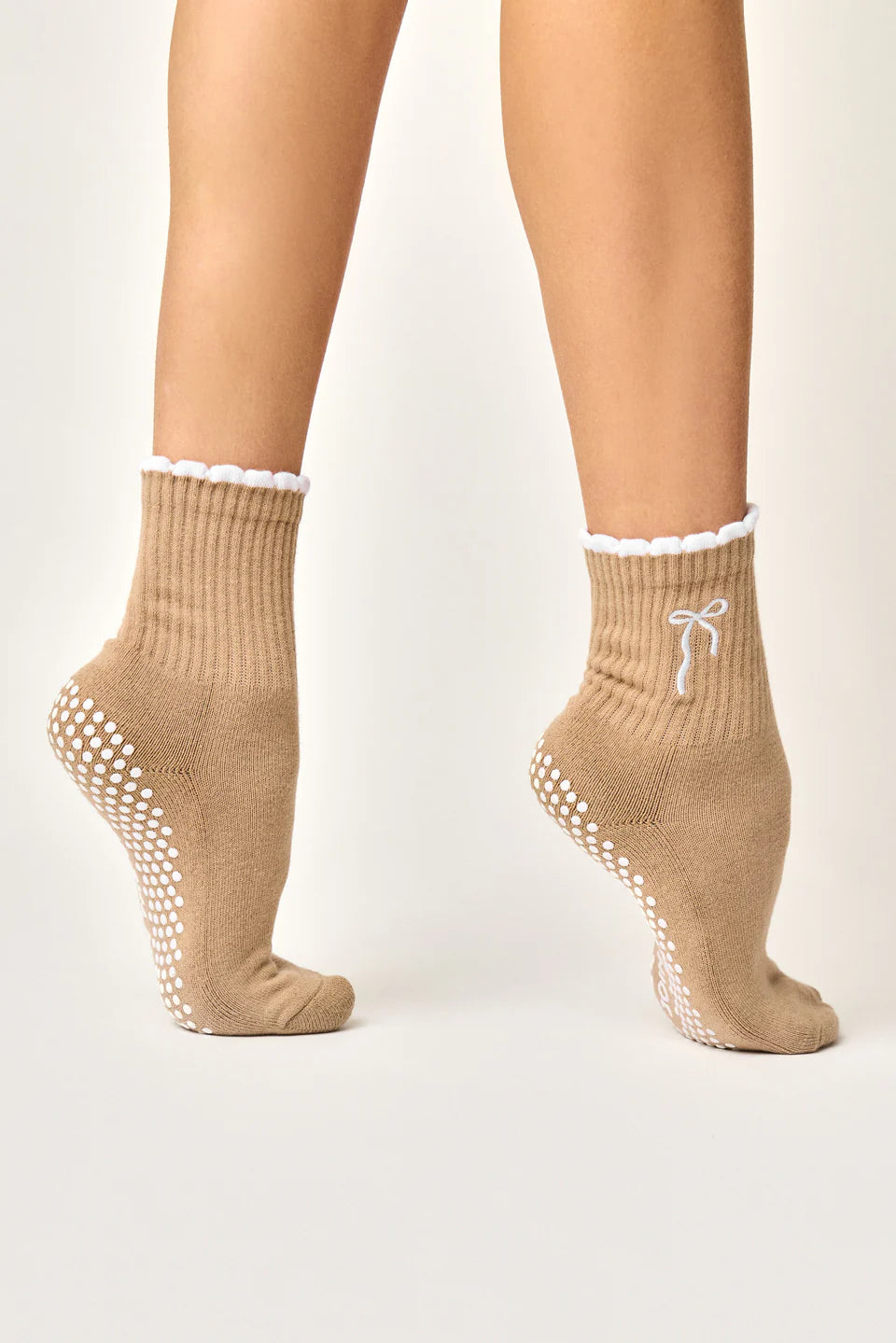Bow Crew Pilates Grip Sock - Toffee