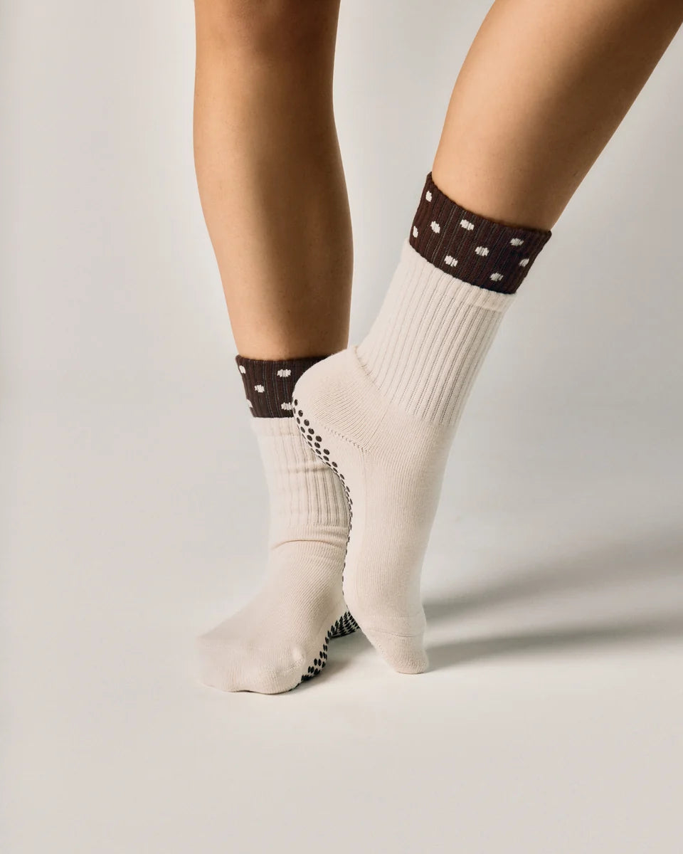 Double Cuff Pilates Grip Sock - Brown/Cream