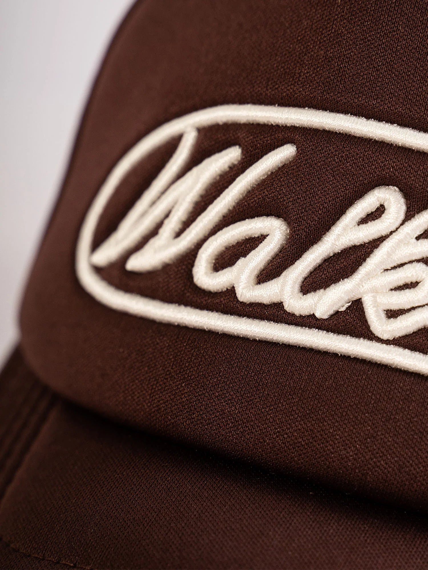 Lasso Trucker Cap - Chocolate