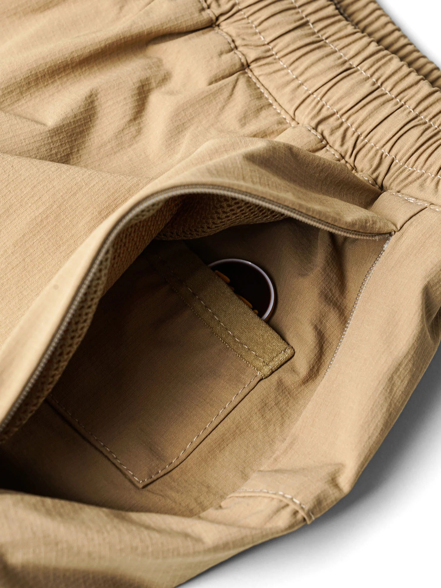 Stasher Shorts - Sand