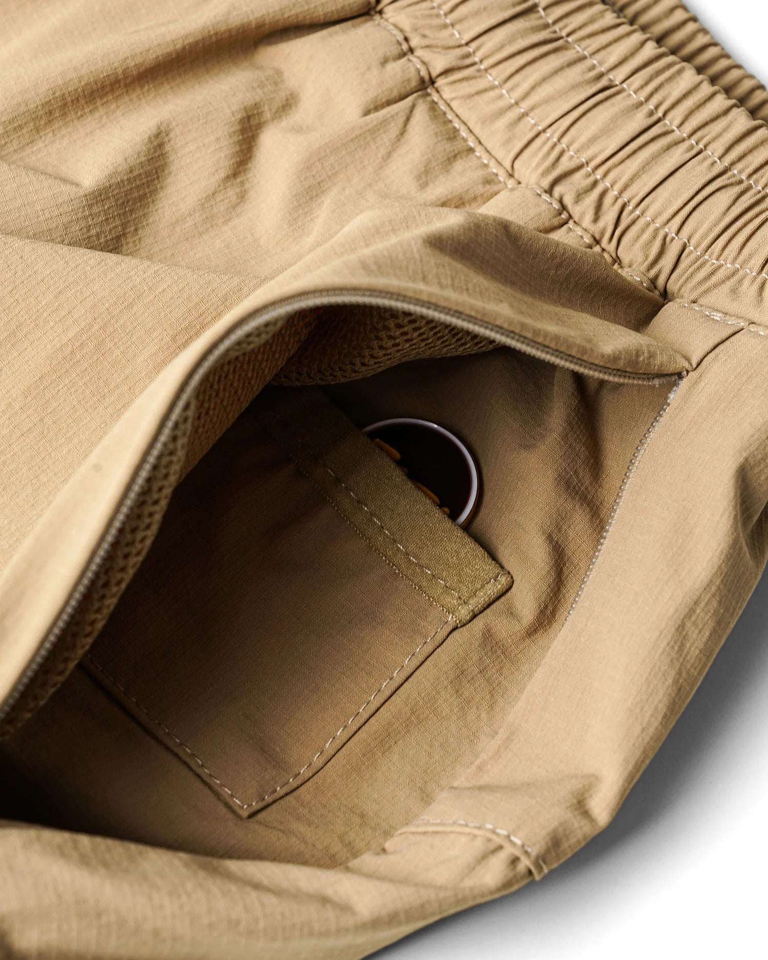 Stasher Shorts - Sand