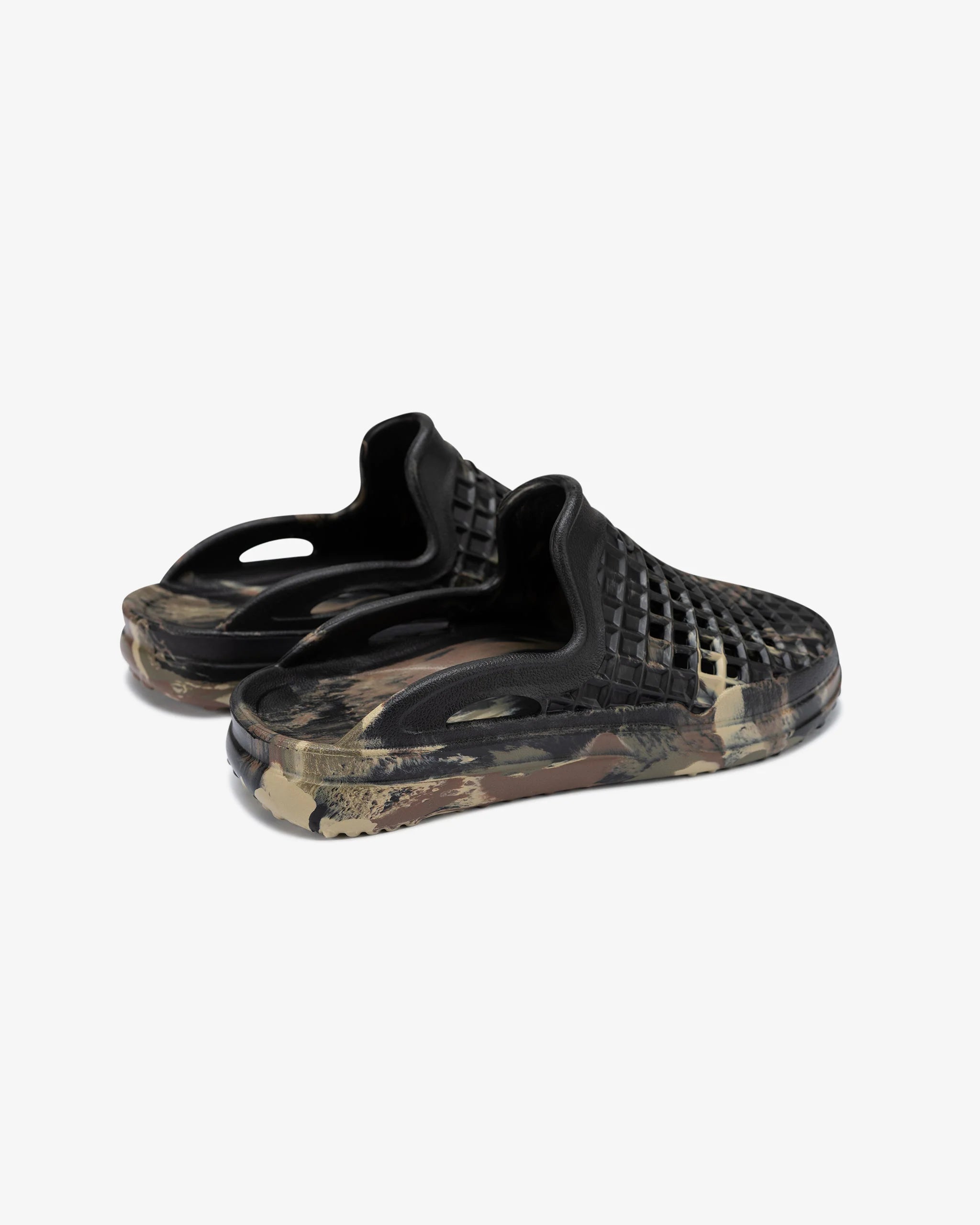 Scenario Slide - Woodland Camo