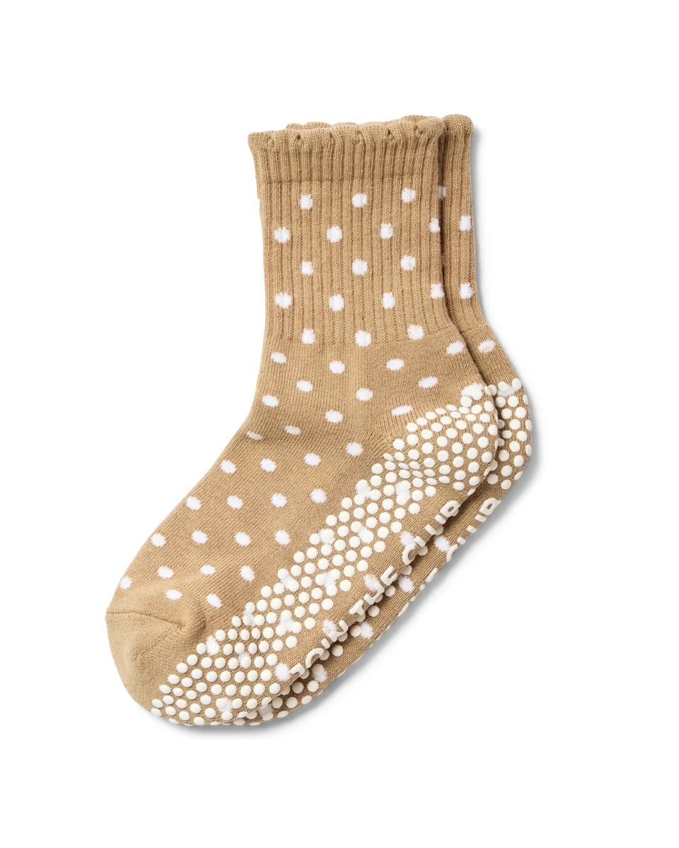 Scallop Crew Pilates Grip Sock - Toffee Spot
