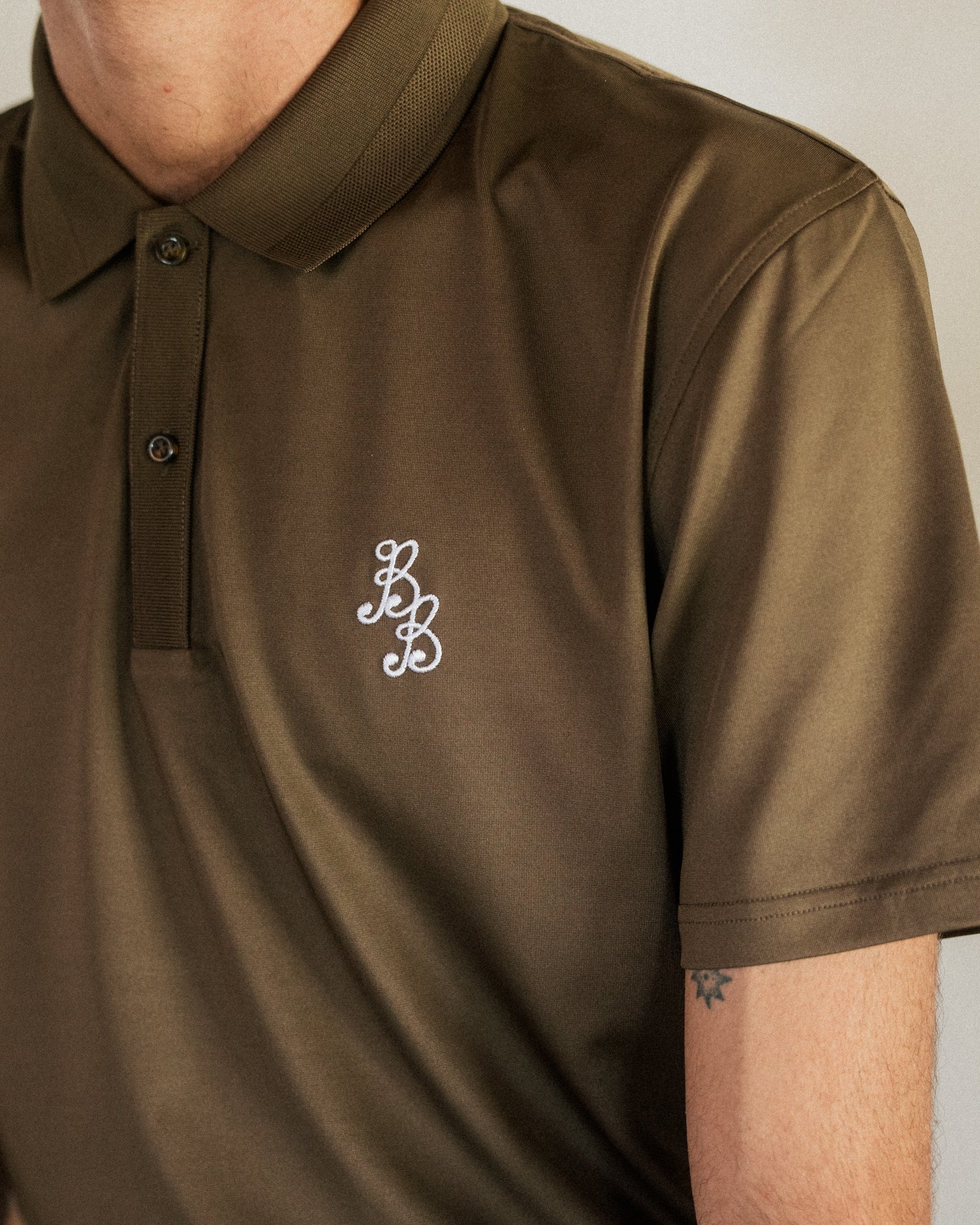 Essentials Athletic Polo - Bogey Brown
