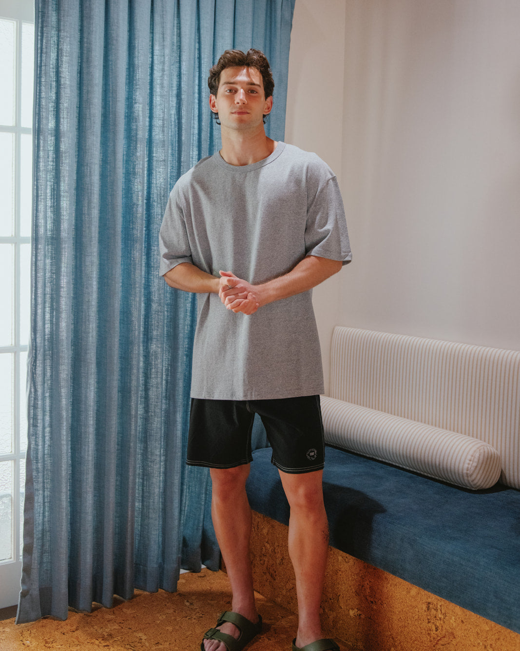 THE BOX FIT TEE 220GSM - HEATHER GREY