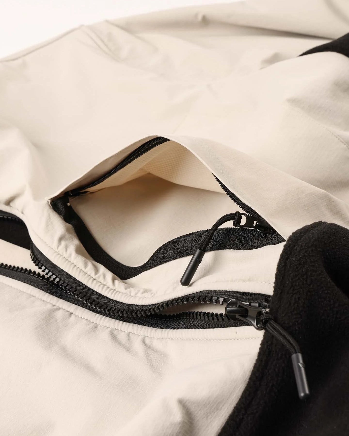 Blur 1/2 Zip Polar Fleece - Black/Bone