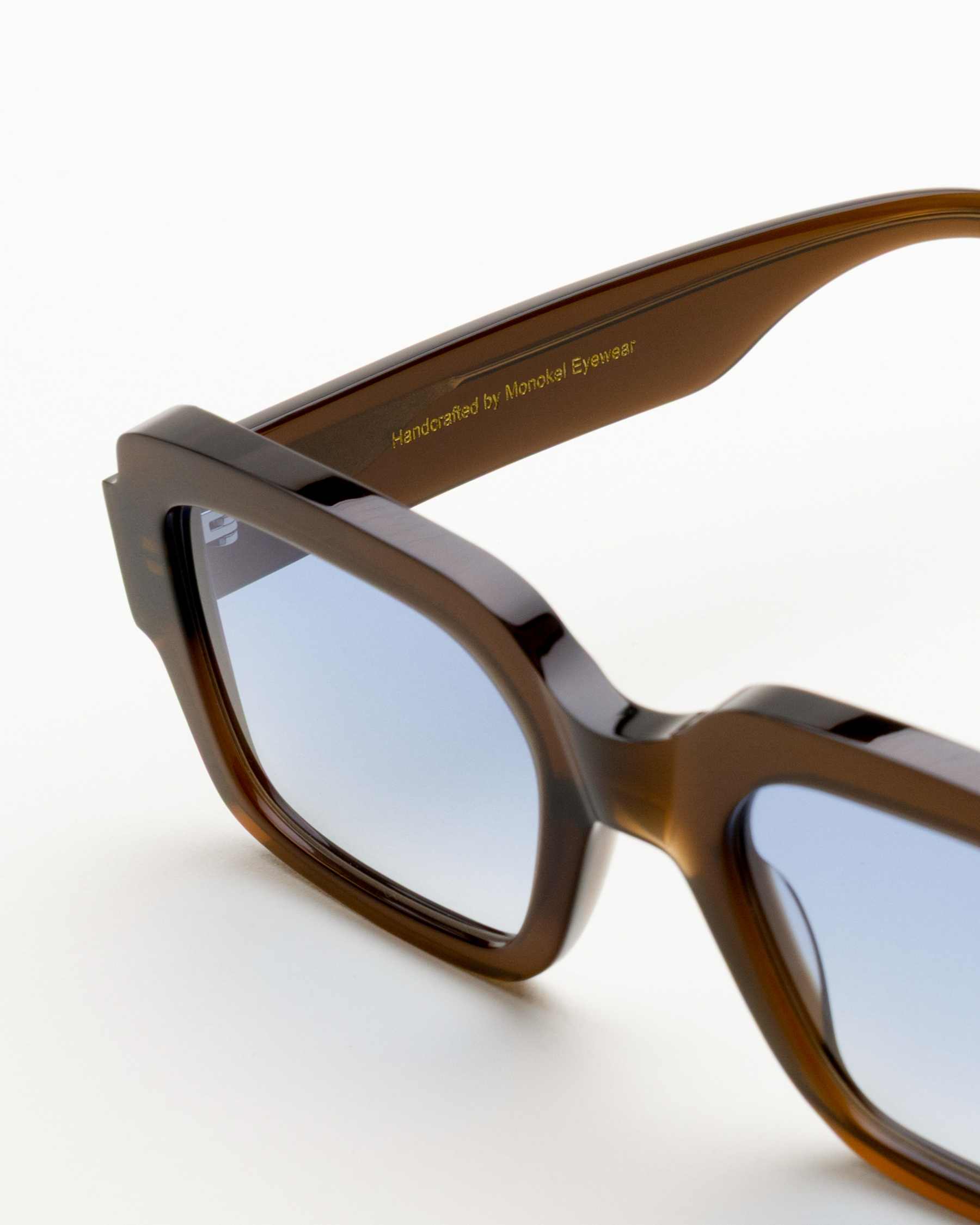 Apollo Chocolate - Blue Gradient Lens