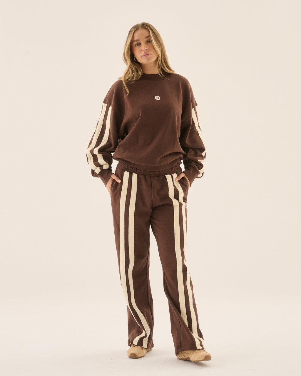 AJ Logo Stripe Trackpant Chicory Coffee