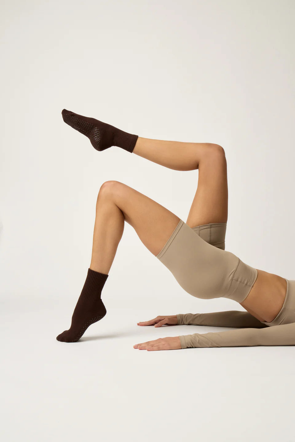 Essential Crew Grip Sock - Chocolate Brown