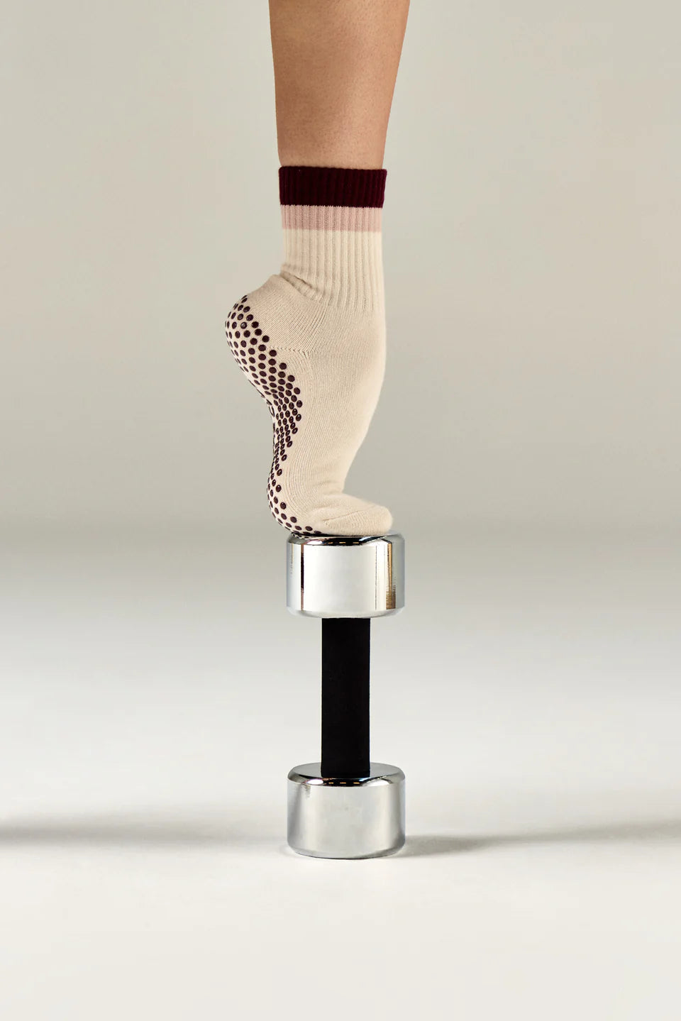 Classic Crew Pilates Grip Sock - Pink/Burgundy