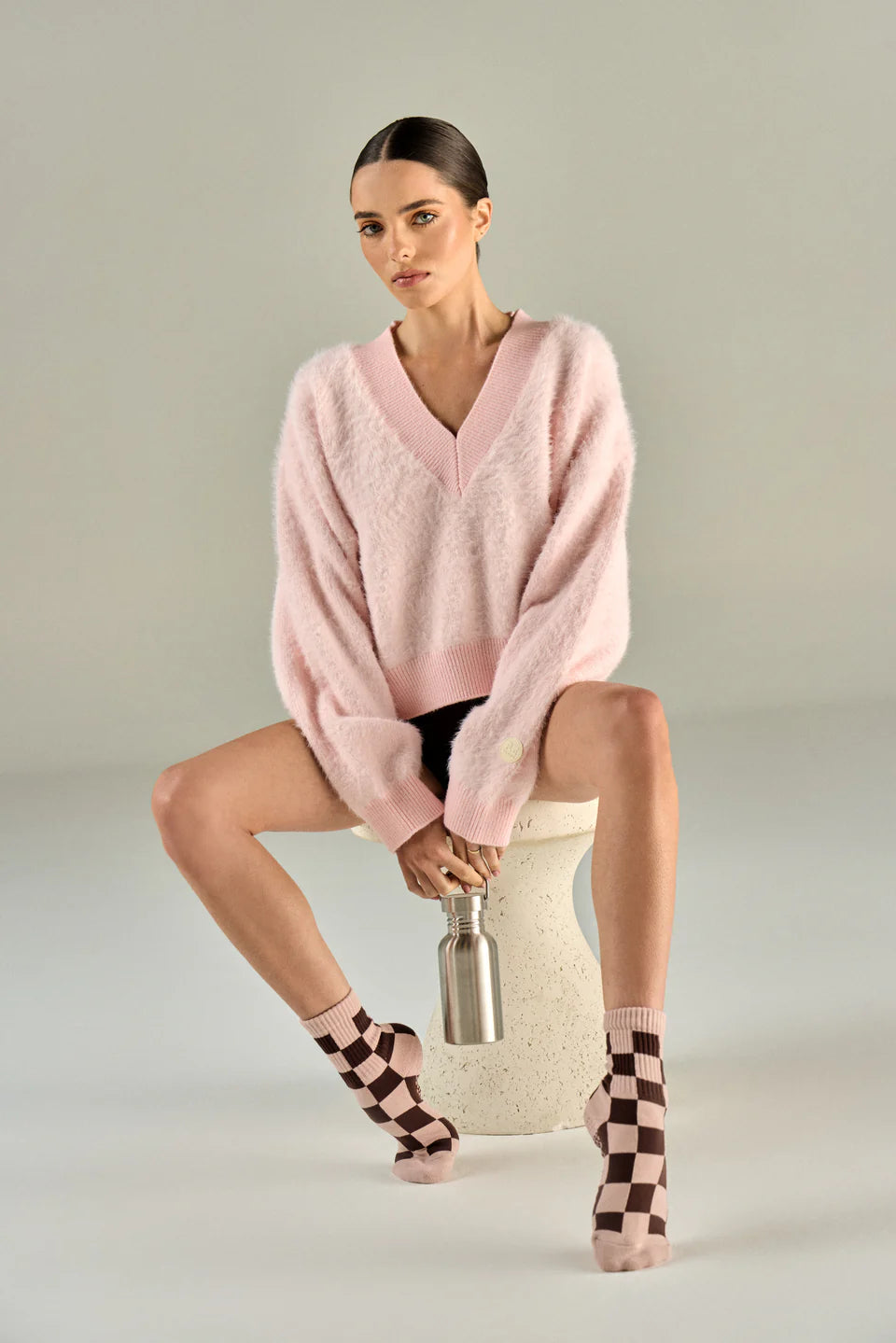 Checkered Crew Pilates Grip Sock - Pink/Chocolate