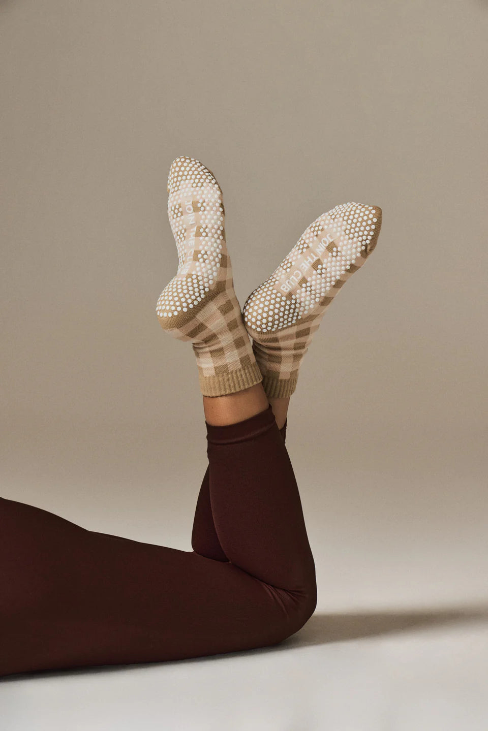 Gingham Crew Pilates Grip Sock - Beige