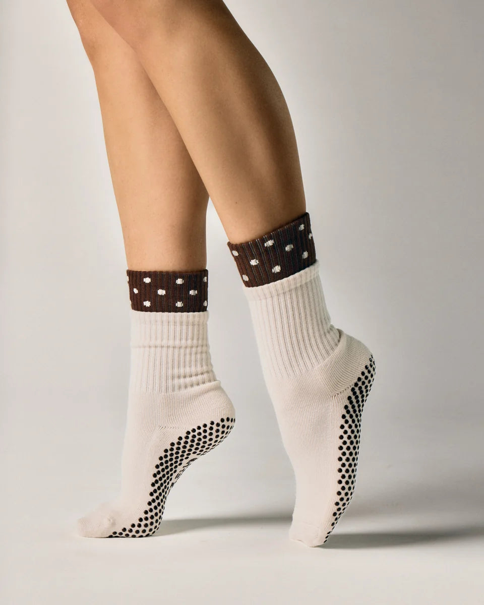 Double Cuff Pilates Grip Sock - Brown/Cream