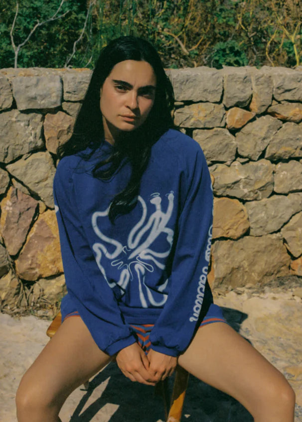 Cloud Hibiscus Haven Ls Tee - Blue
