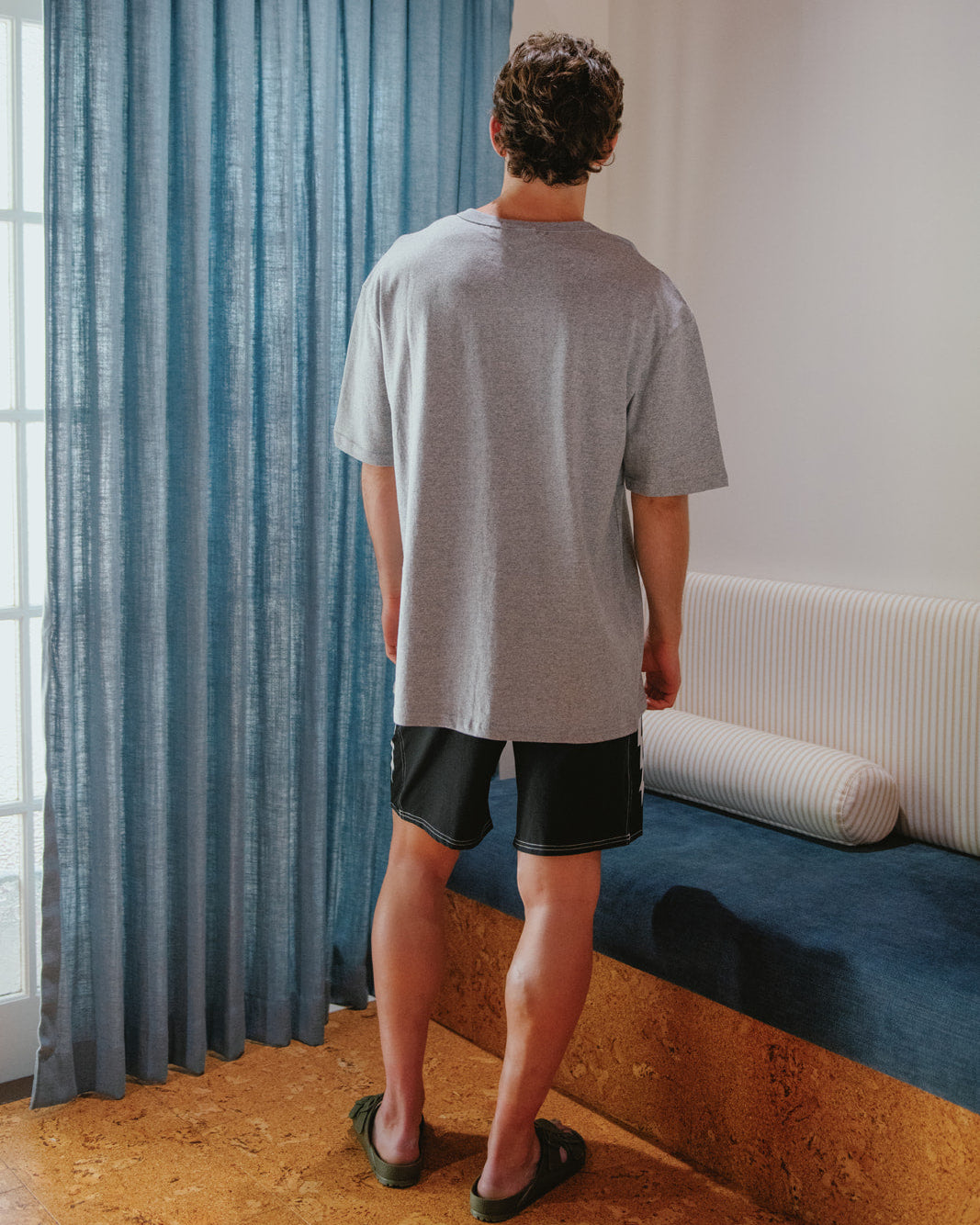 THE BOX FIT TEE 220GSM - HEATHER GREY