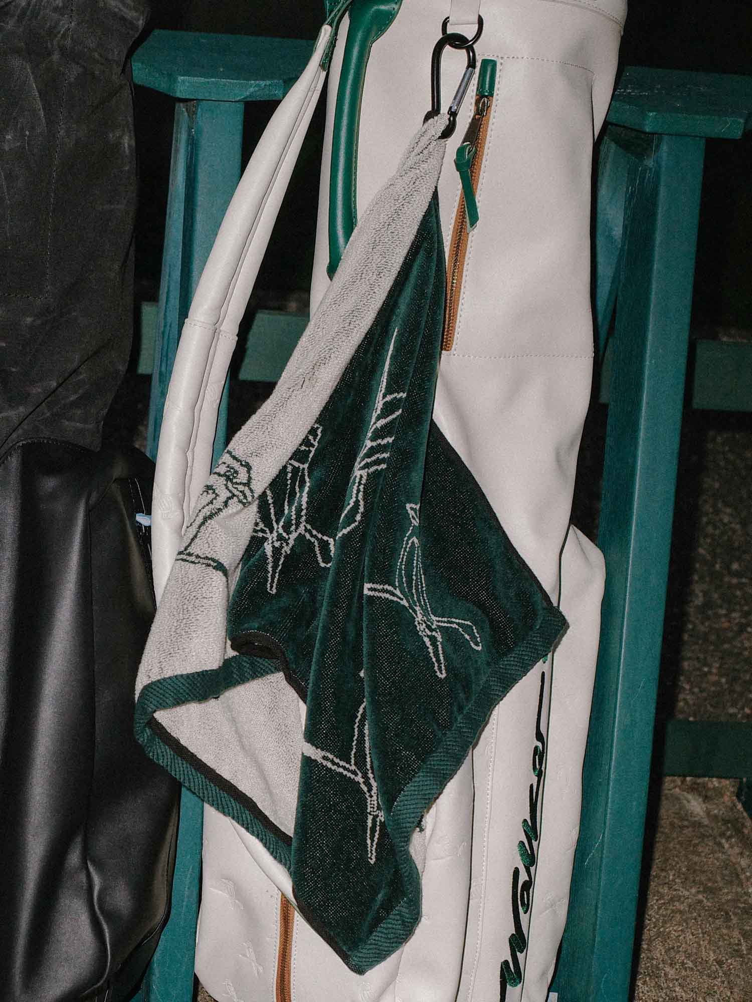 Kooka Icon Towel White / Pine