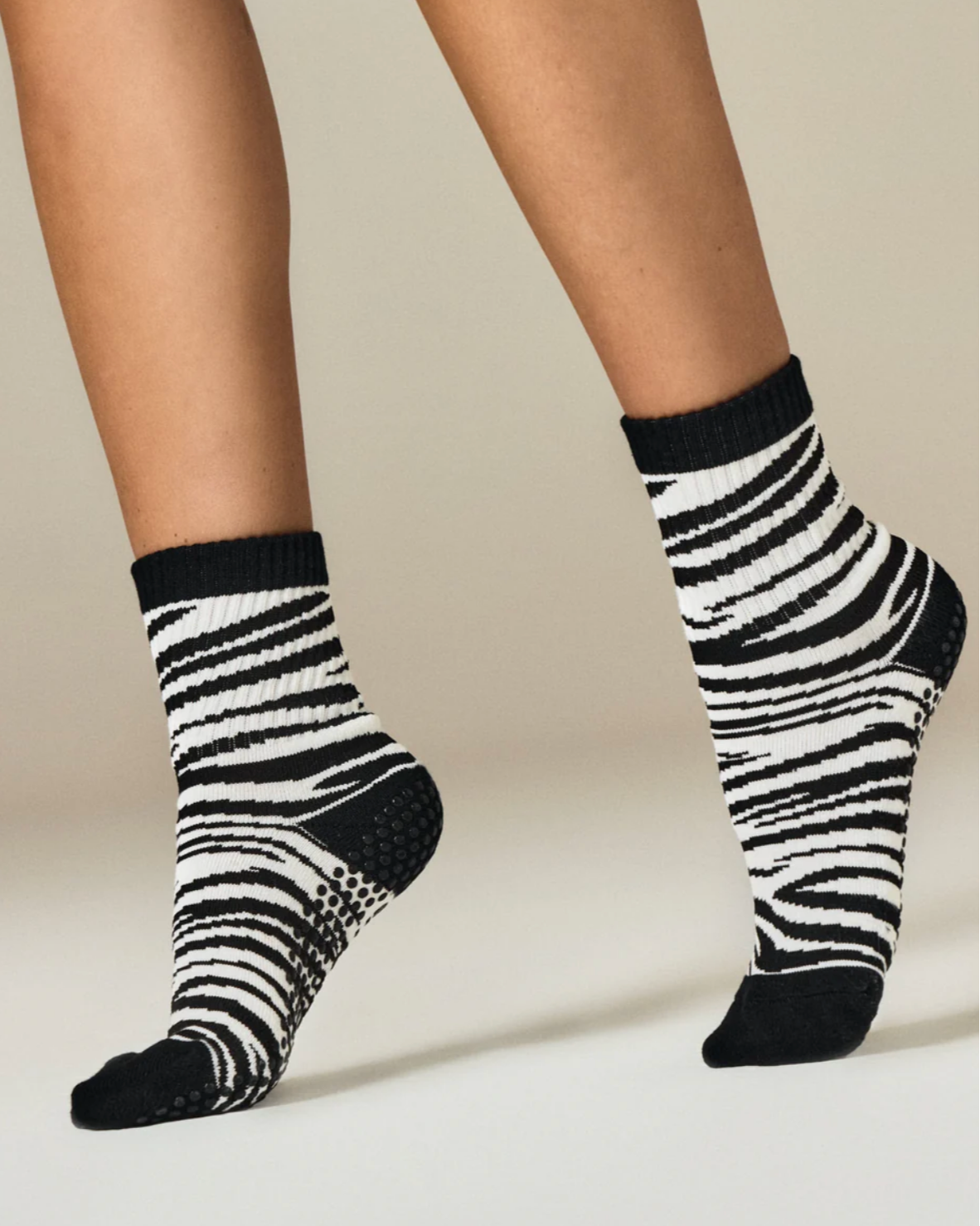 Zebra Crew Pilates Grip Sock - Black