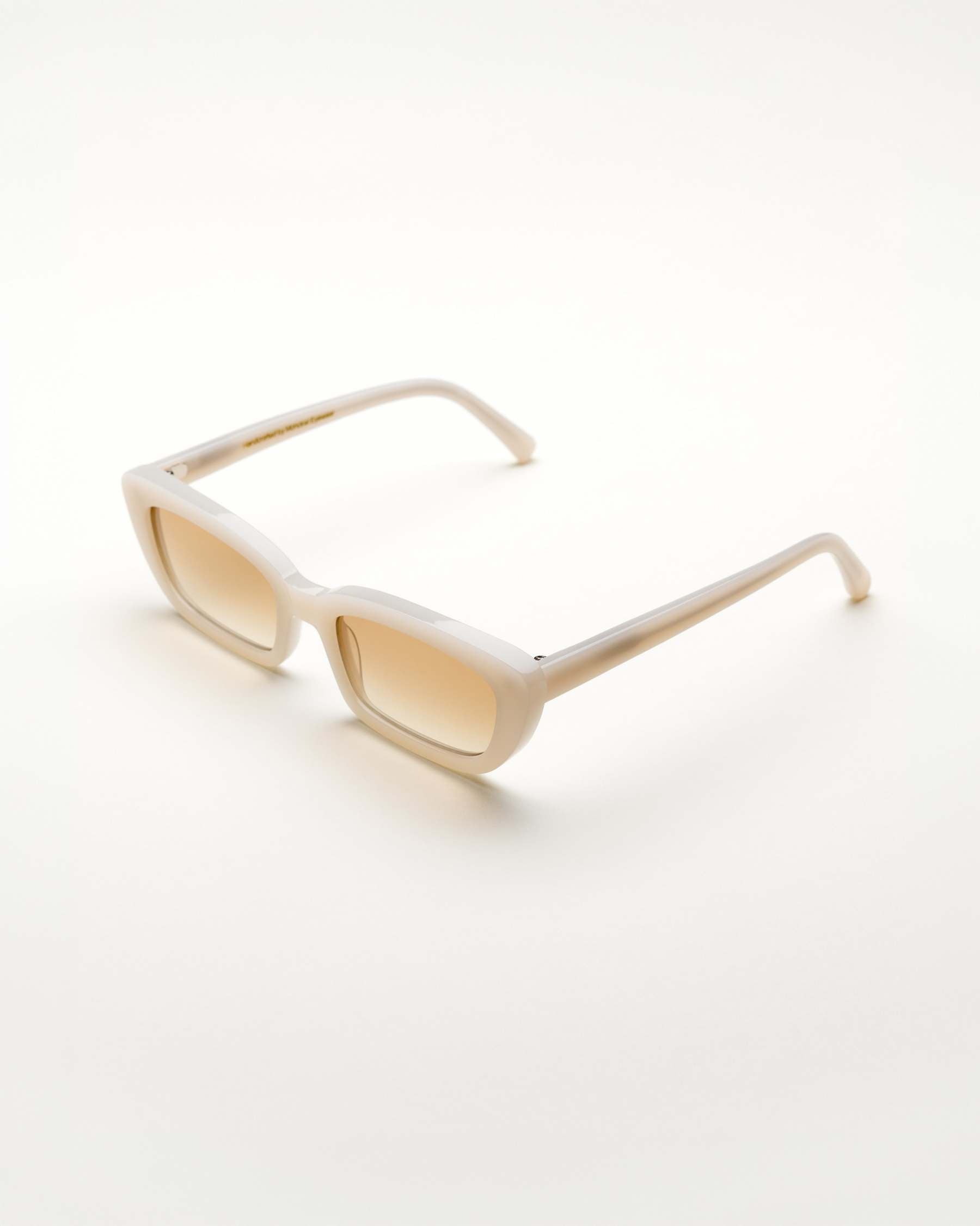 Nova Pearl - Brown Gradient Lens