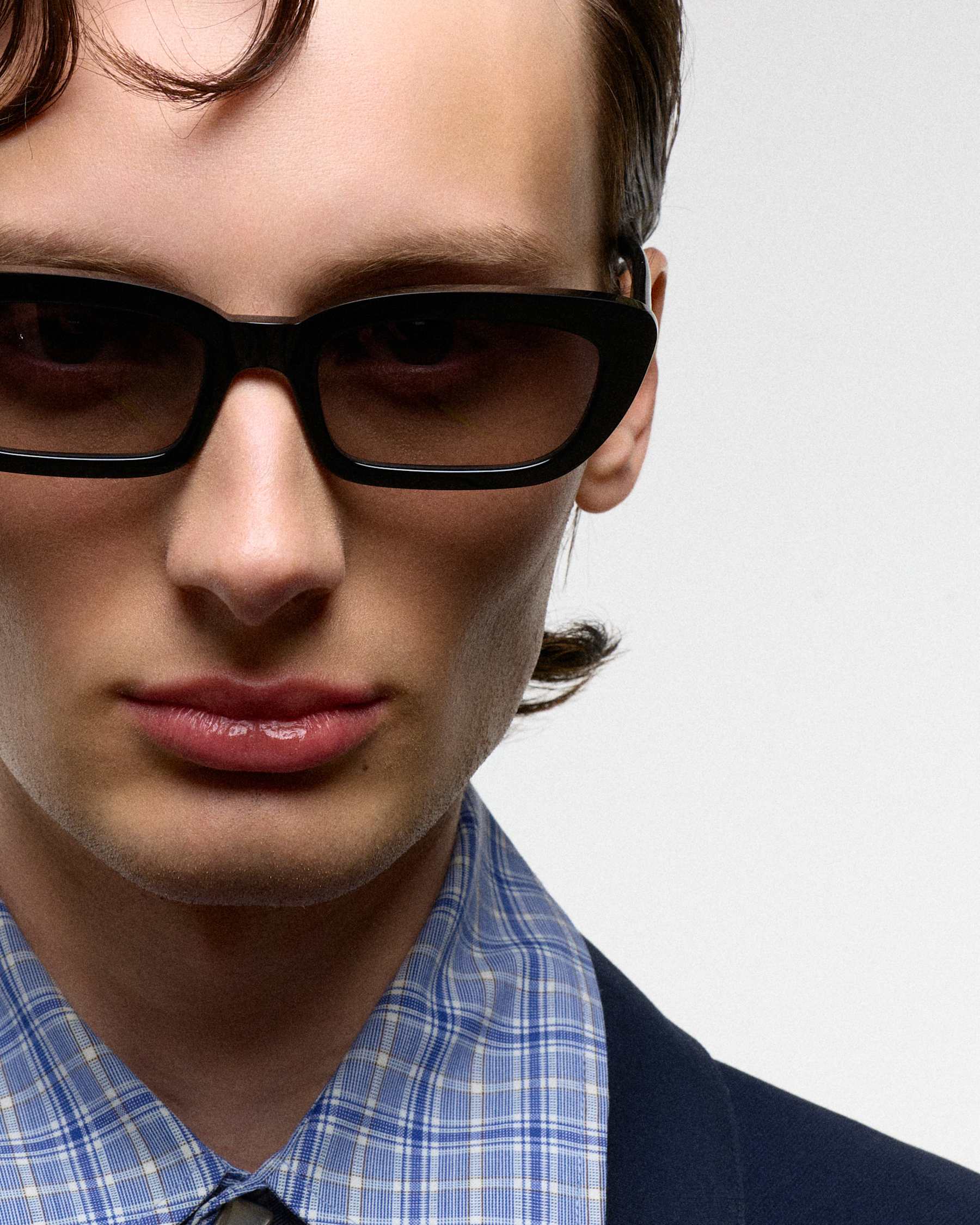 Nova Black - Grey Gradient Lens